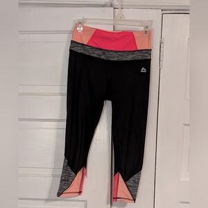 Reebok Women's black and pink yoga pants S